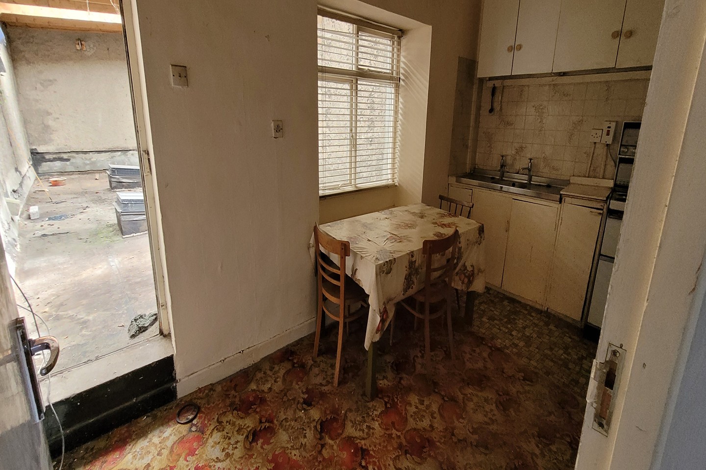 The Corner House - Image 8