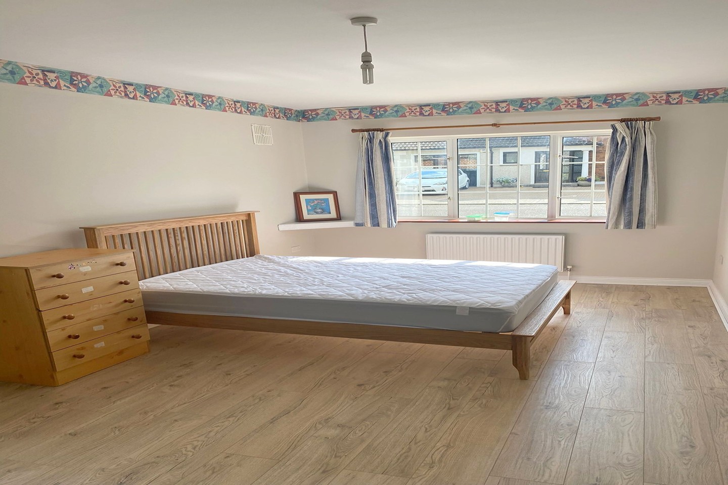 4 Bed COLLEGE COURT - Image 12