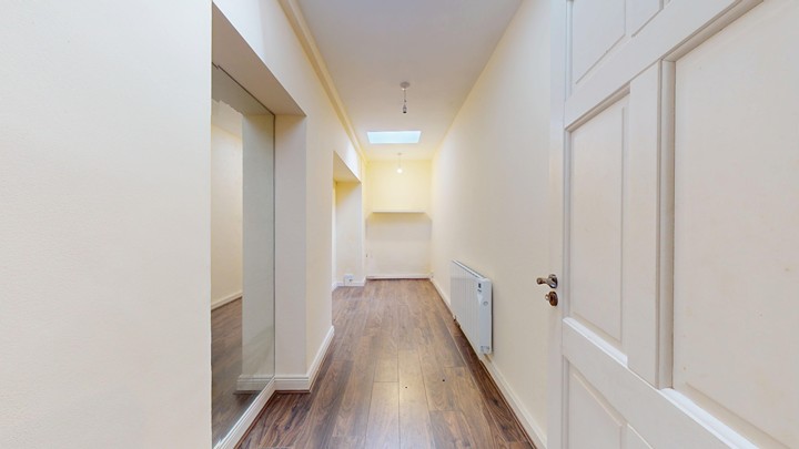 James House, The Avenue - Image 4